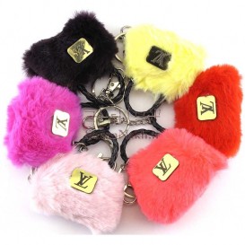 جاکلیدی کیف پولیشی LV عروسکی