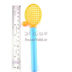 راکت تنیس بزرگ با توپ