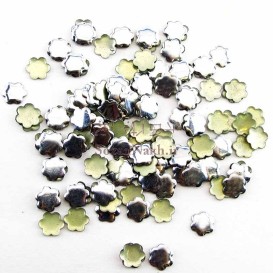 گل نقره ای کوچک اتویی