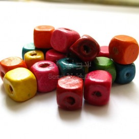 مهره چوبی مکعب رنگی سایز 8