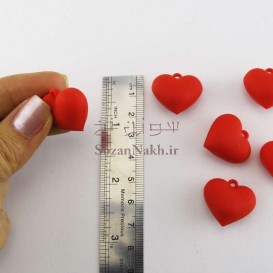 آویز قلب پلاستیکی