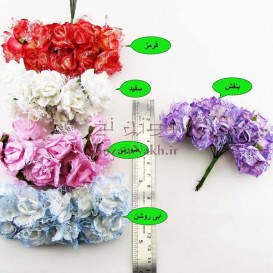 گل تزیینی توردار با گلبرگ کاغذی