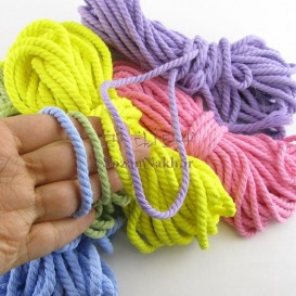 نخ مکرومه بافی پنبه ای 4 میل