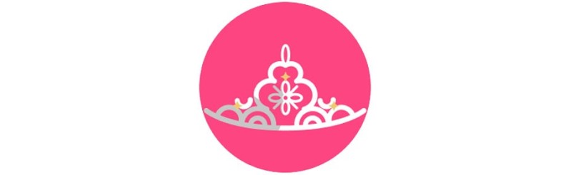 تاج، چوبدستی و تل عروسک